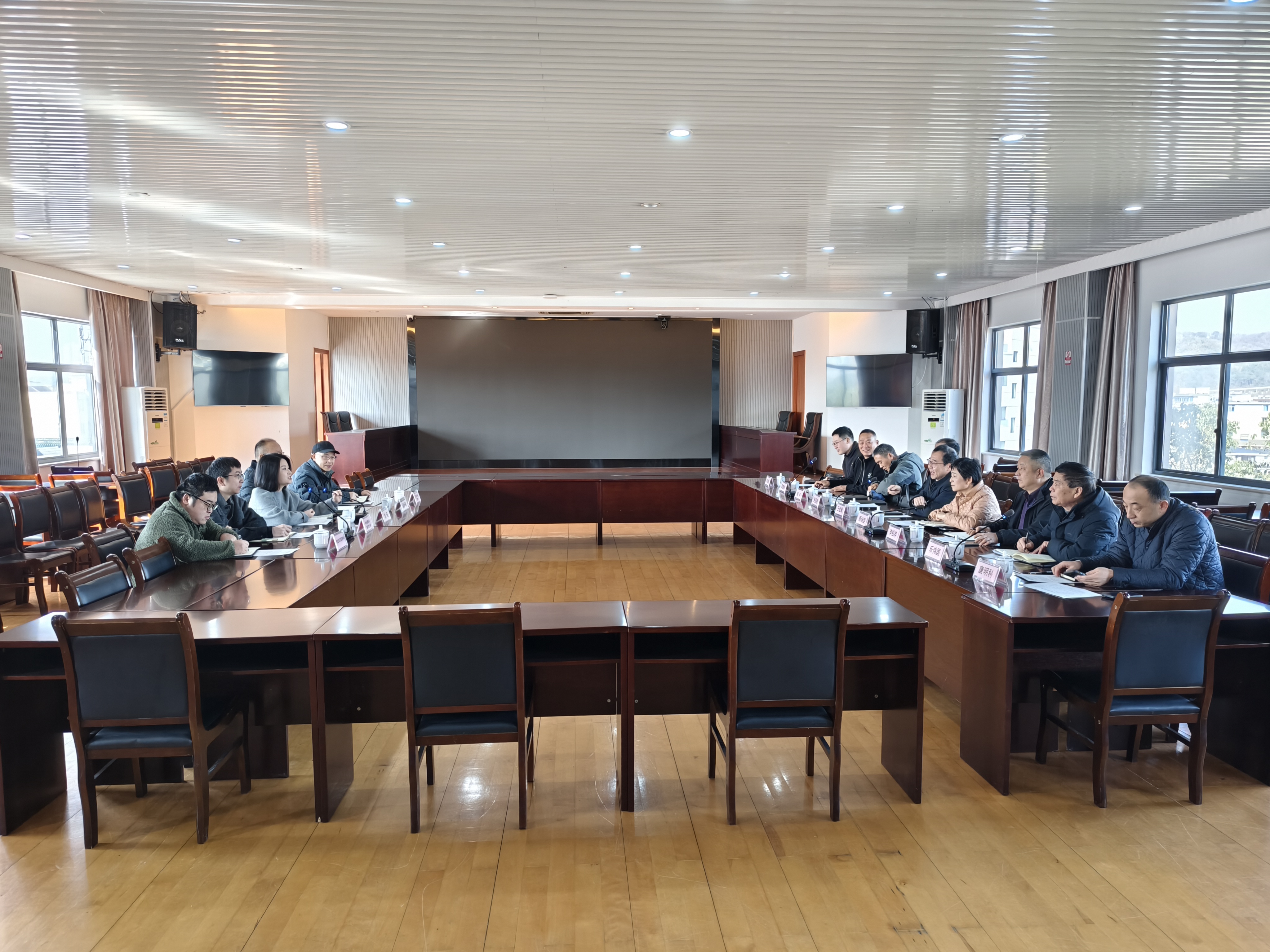 定海區人大王金康副主任到我局調研聽取生態文明建設情況工作匯報